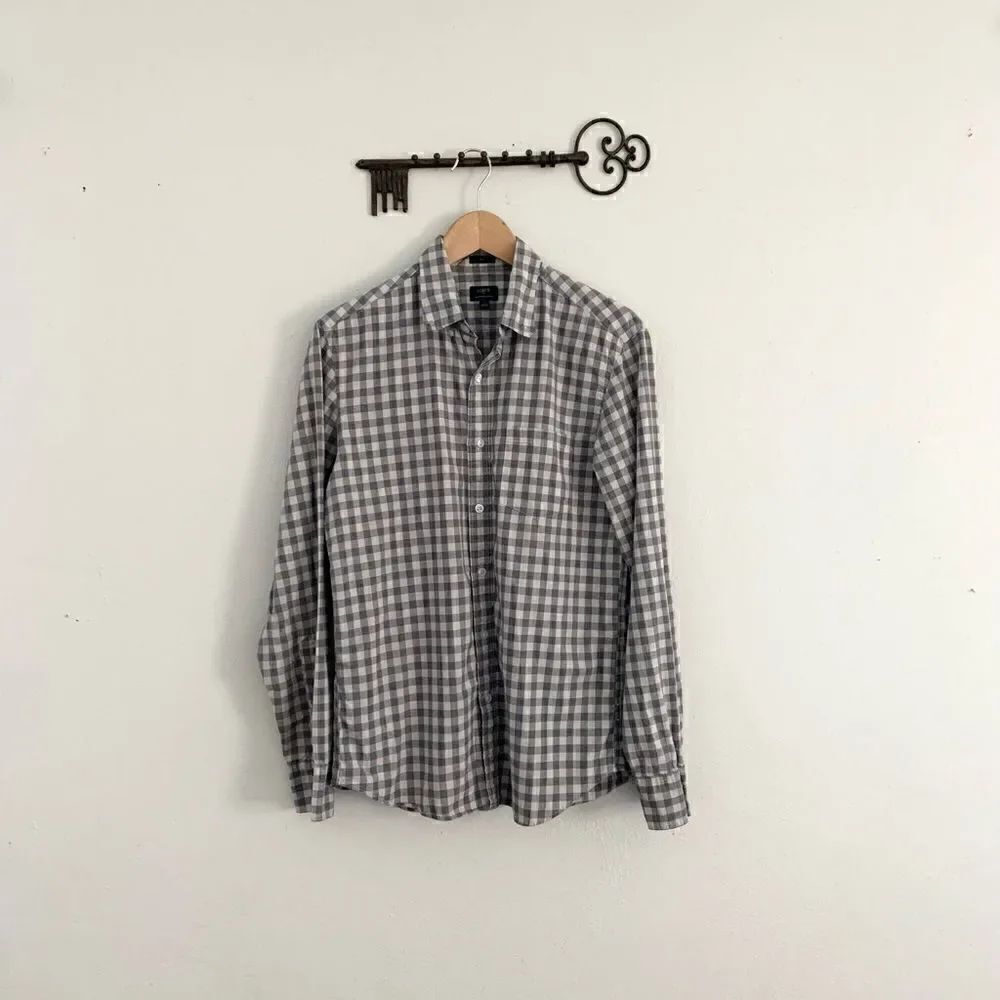 J Crew slim heathered cotton check plaid button down men’s shirt size medium